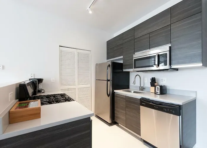 Aparthotel Sonder — Roosevelt Suites Chicago