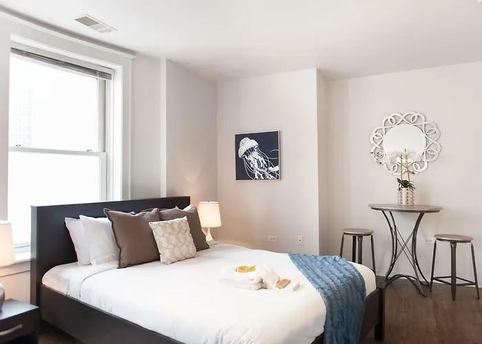 Sonder — Roosevelt Suites Chicago