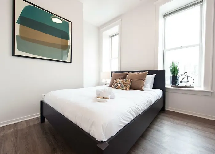 Sonder — Roosevelt Suites